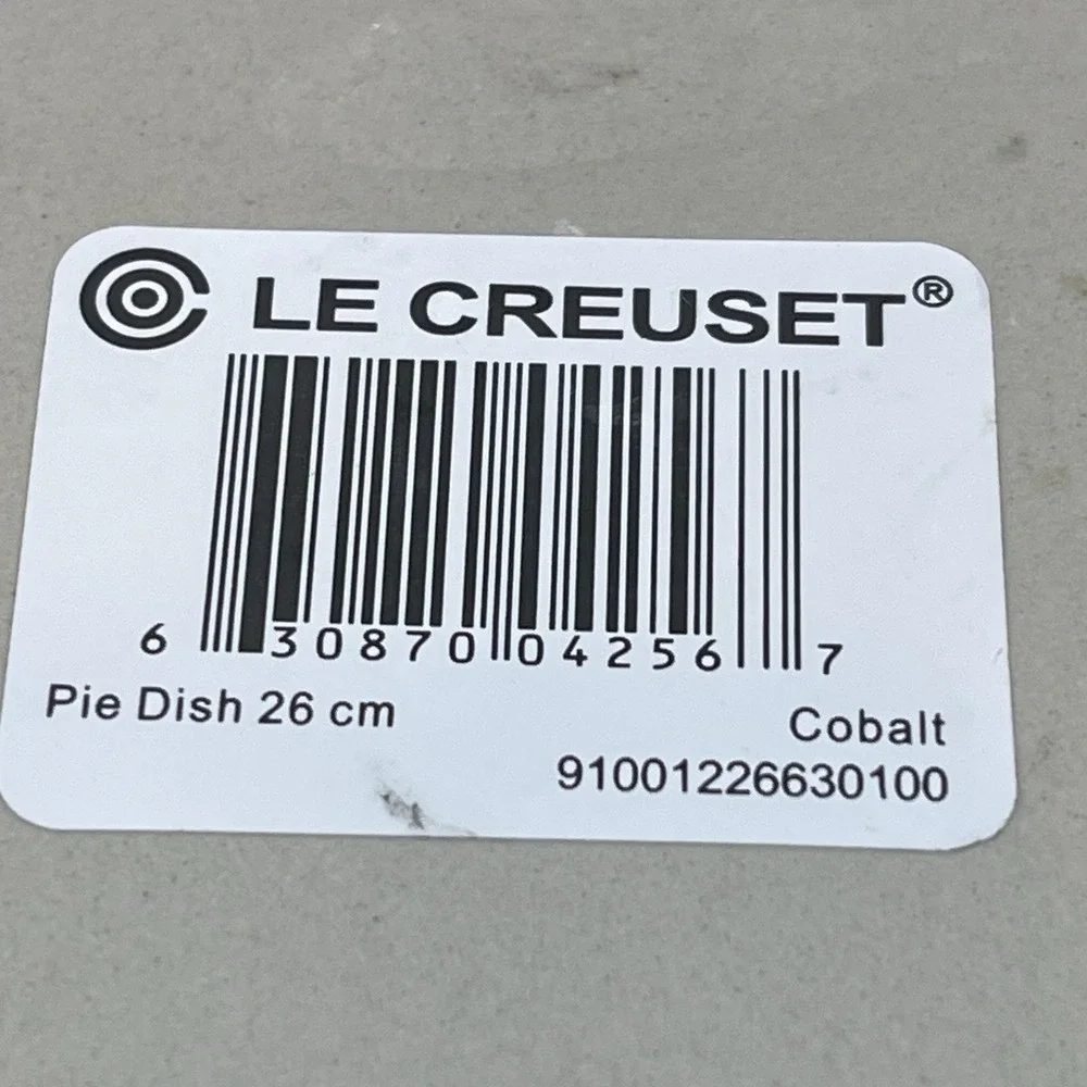 Le Creuset cobalt Blue Stoneware Pie Dish 26cm 11.5